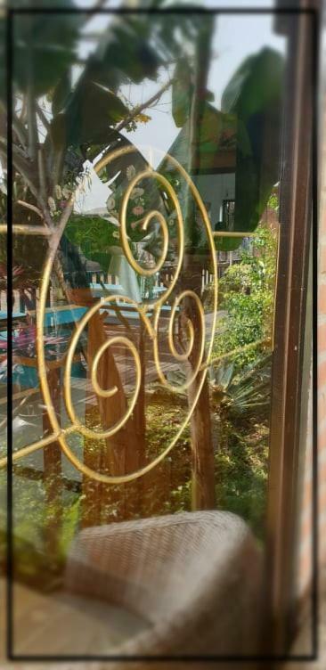 ניאונגשווה Thanakha Inle Hotel מראה חיצוני תמונה